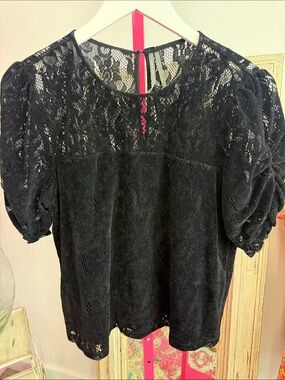 Black Lace Puff-Sleeve Women's Top